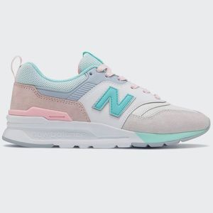 New Balance 997H Sea Salt Light Tidepool Size 9
